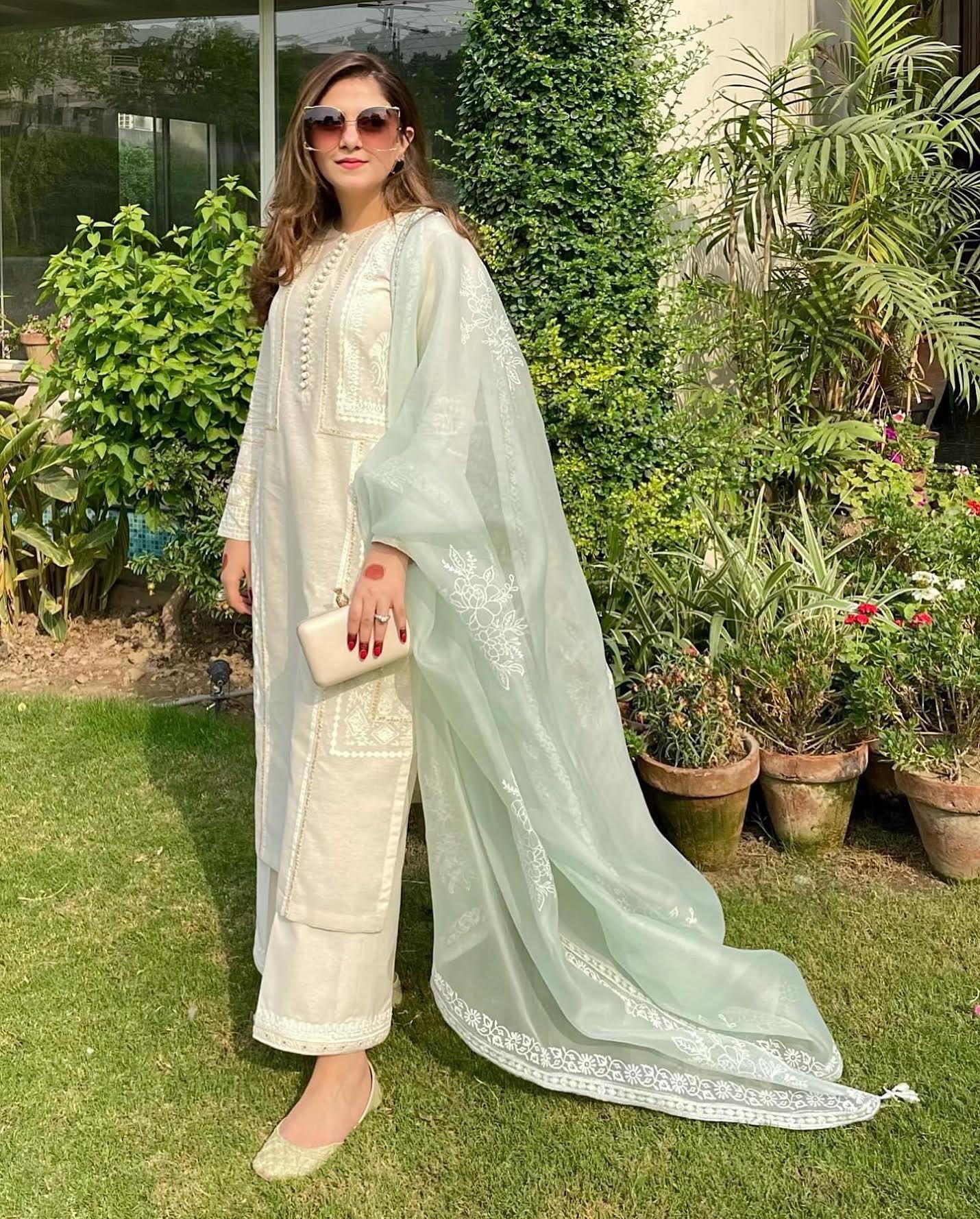 Long Ivory Kameez by Mohsin Naveed Ranjha